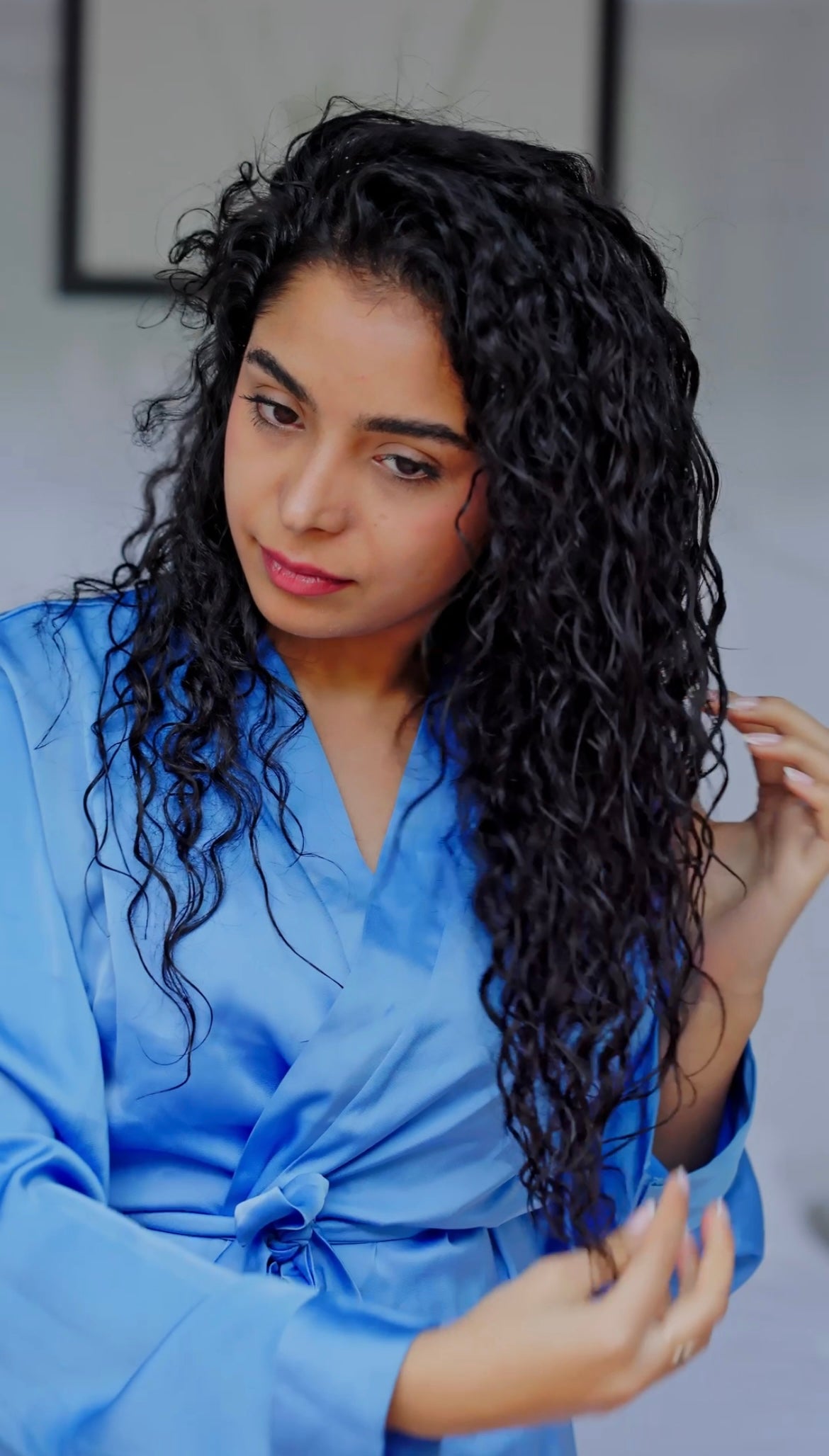 Why Your Hair Gets So Tangled During the Day (And How to Fix It)